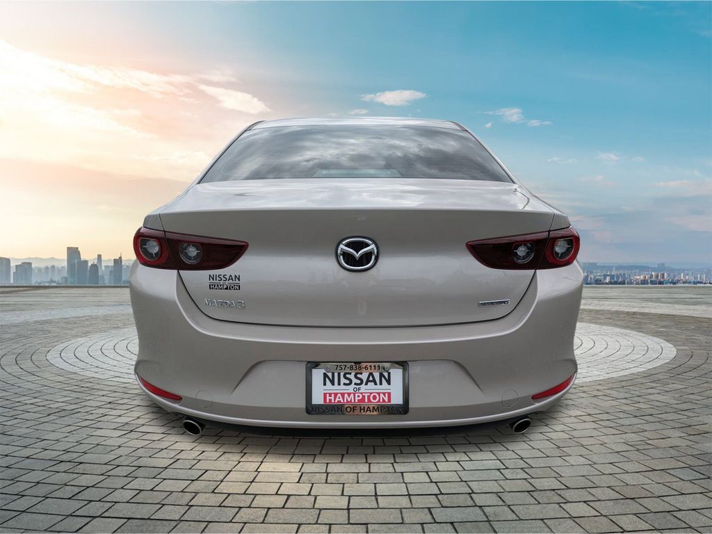 2024 Mazda Mazda3 Sedan 2.5 S Select Sport Image 7 of 27