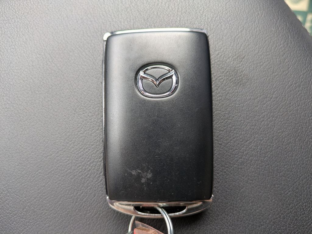 2024 Mazda Mazda3 Sedan 2.5 S Select Sport Image 18 of 27