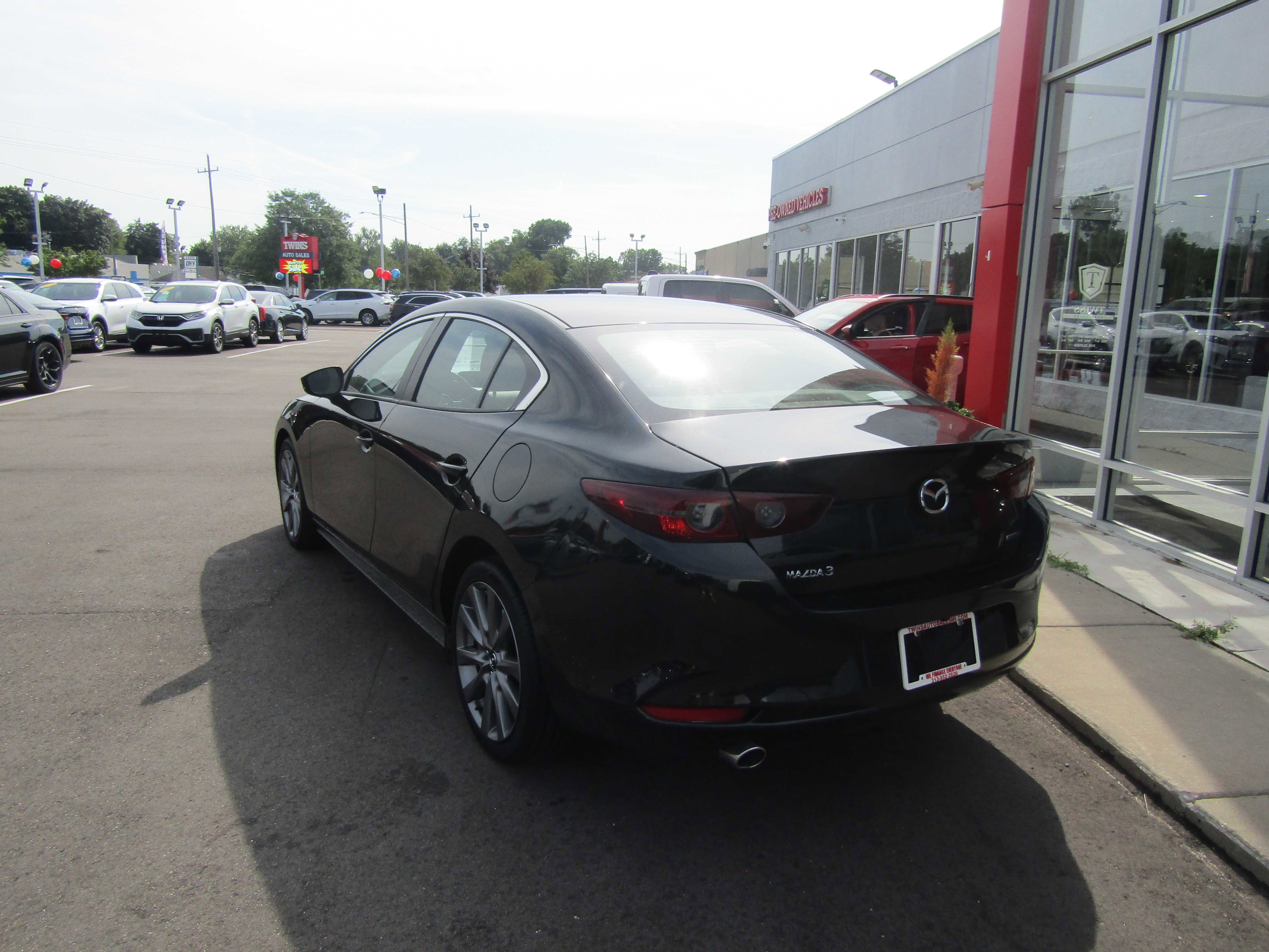 2024 Mazda Mazda3 Sedan 2.5 S Preferred Image 5 of 25