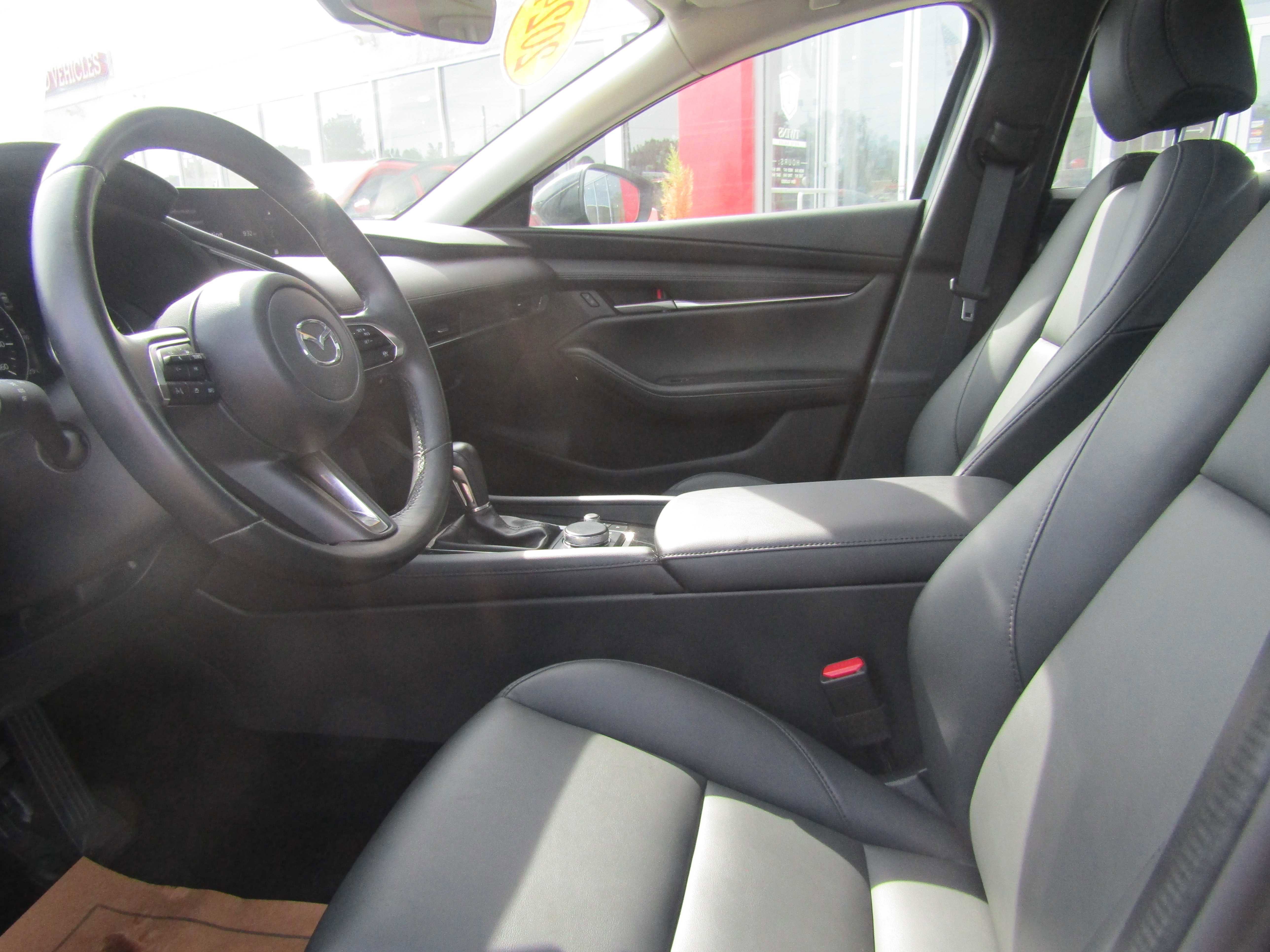 2024 Mazda Mazda3 Sedan 2.5 S Preferred Image 10 of 25