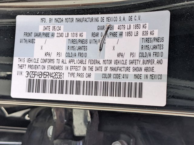 Vehicle image 29 of 33