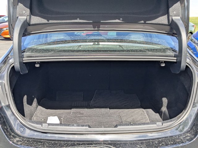 Vehicle image 12 of 33