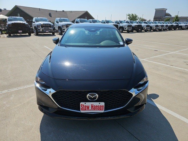 Vehicle image 2 of 33