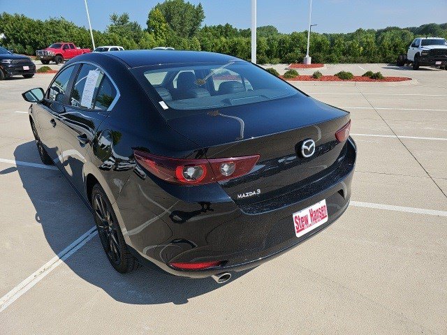 Vehicle image 7 of 33