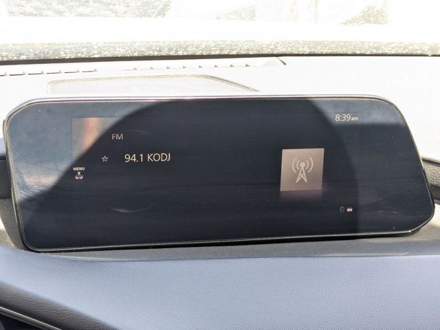 Vehicle image 22 of 33
