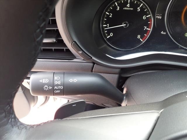 Vehicle image 8 of 15