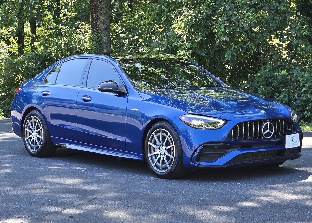 2024 Mercedes-Benz C-Class AMG 43 Image 3 of 75