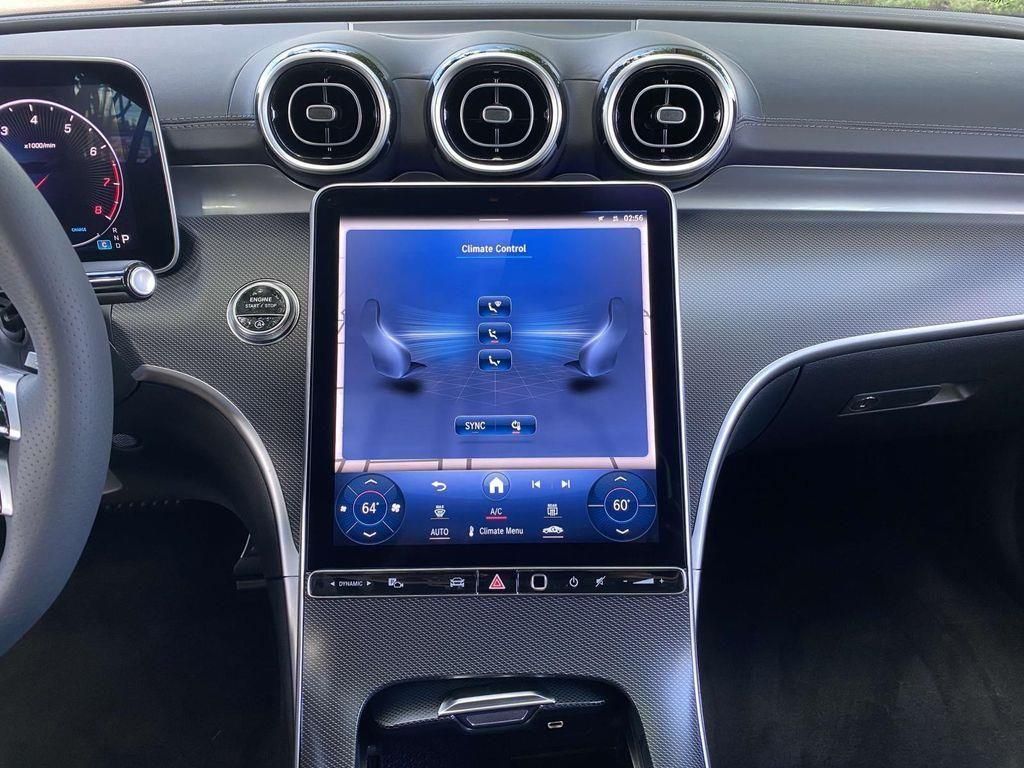 Vehicle image 29 of 30