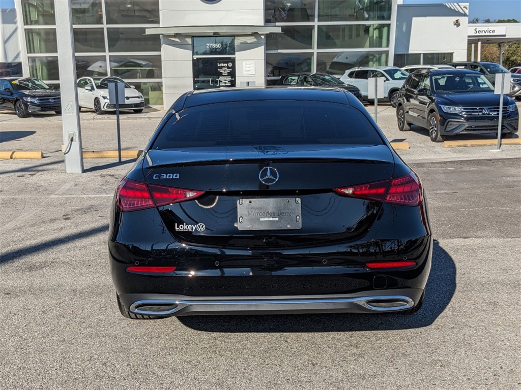 Vehicle image 9 of 35