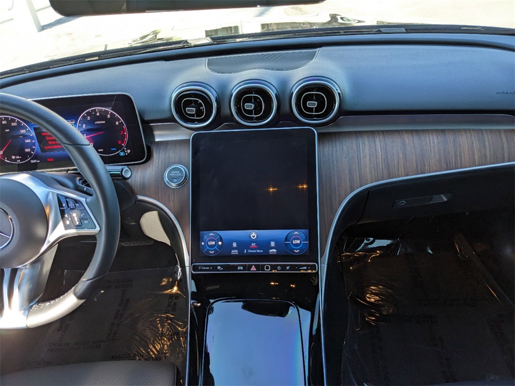 Vehicle image 15 of 35