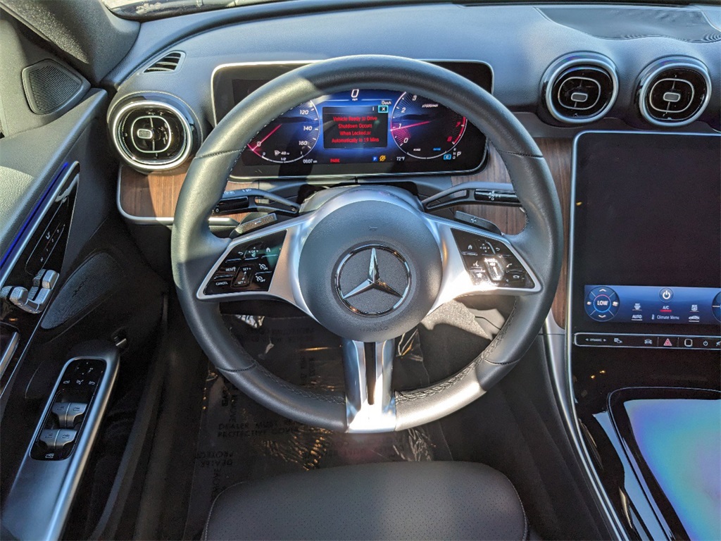 Vehicle image 14 of 35