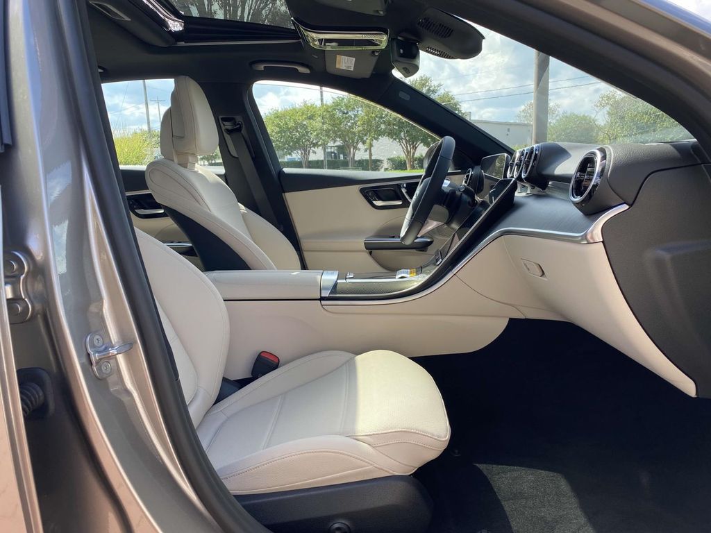 Vehicle image 12 of 37