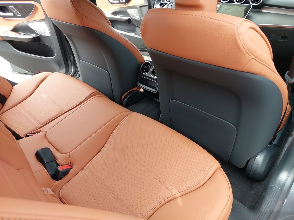 Vehicle image 11 of 36