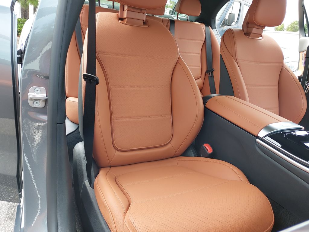 Vehicle image 10 of 36
