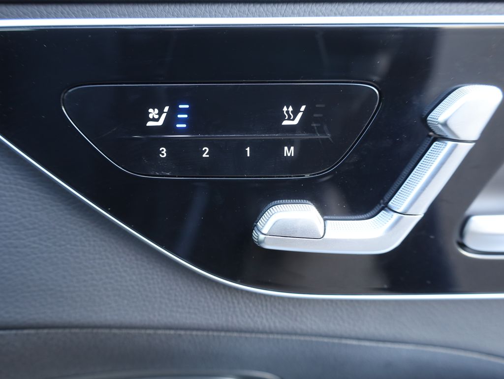 Vehicle image 13 of 54