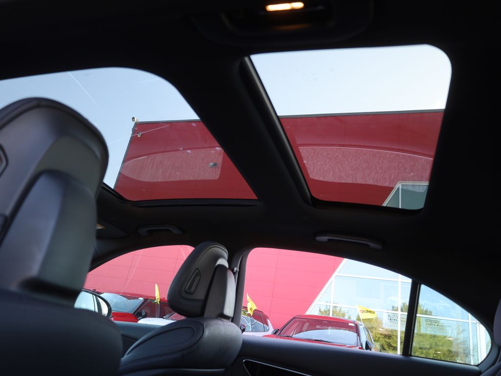 Vehicle image 44 of 54