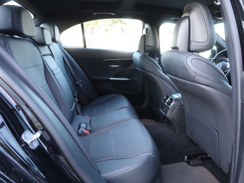 Vehicle image 14 of 54