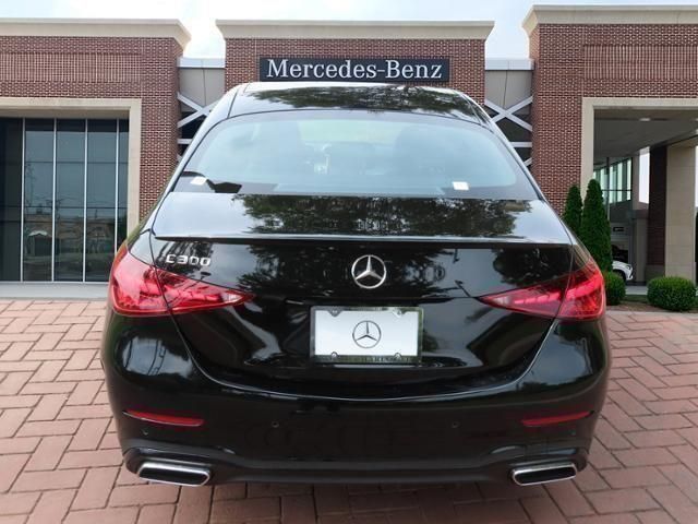 Vehicle image 5 of 29