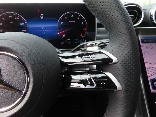 Vehicle image 20 of 29
