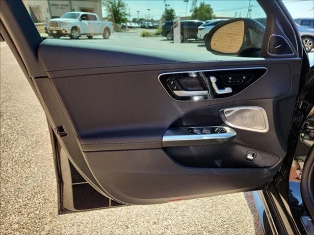 2024 Mercedes-Benz C-Class 300 Image 19 of 24