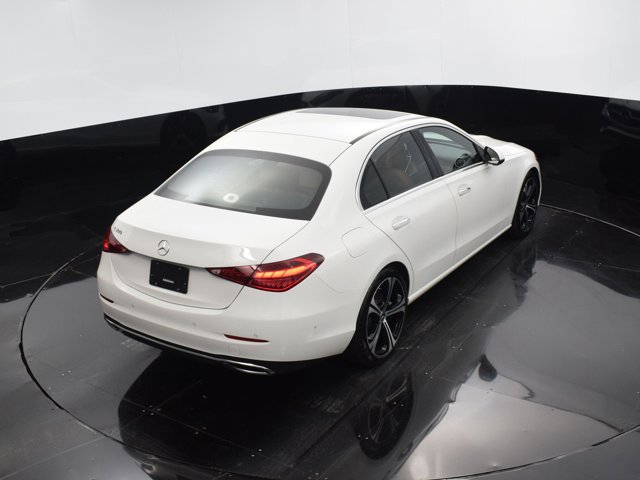 Vehicle image 19 of 41