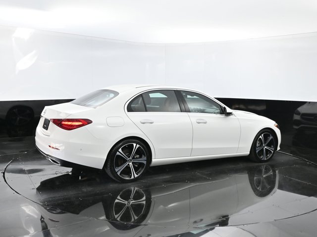Vehicle image 15 of 41