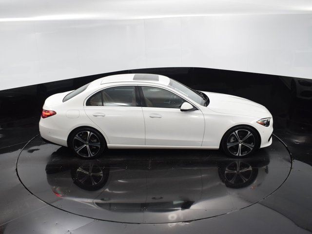 Vehicle image 12 of 41