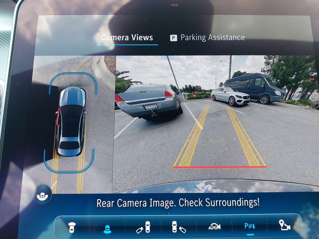 Vehicle image 22 of 34