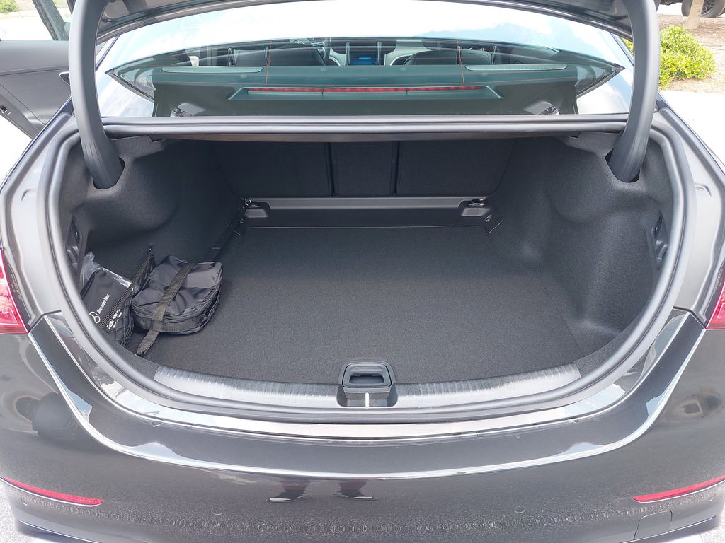 Vehicle image 12 of 34