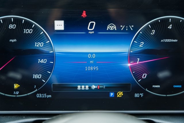 Vehicle image 41 of 42