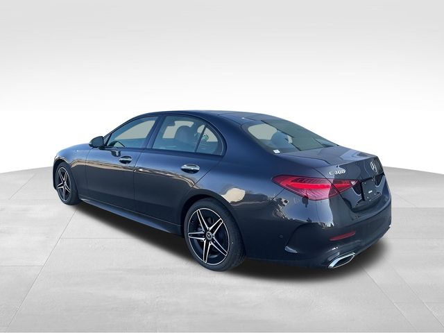 Vehicle image 7 of 18