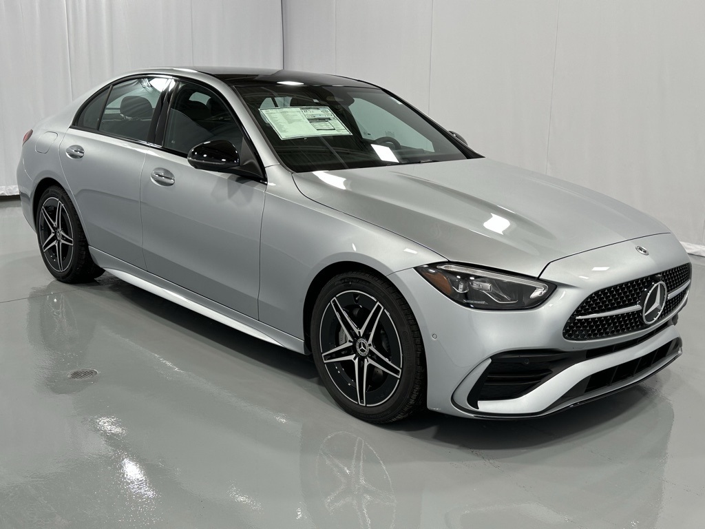 Vehicle image 3 of 24
