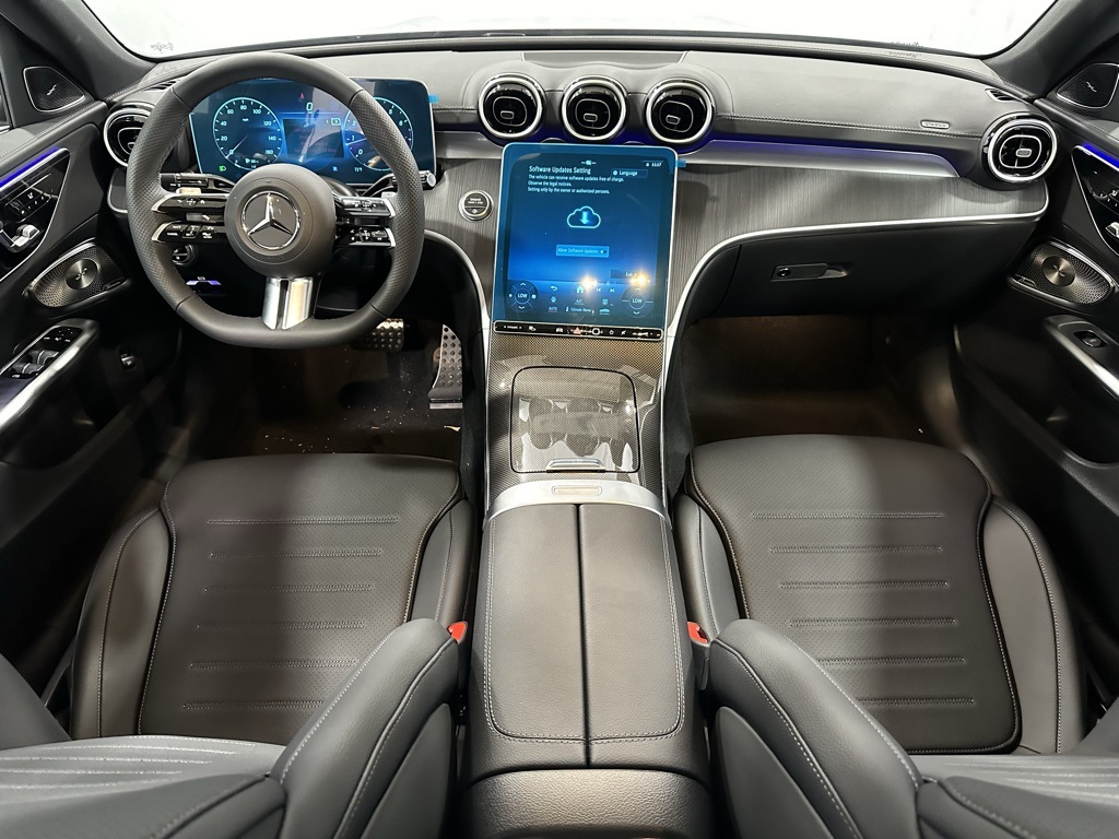 Vehicle image 20 of 24