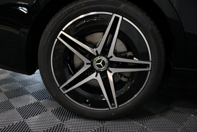 Vehicle image 44 of 45