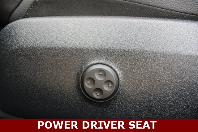 Vehicle image 4 of 45