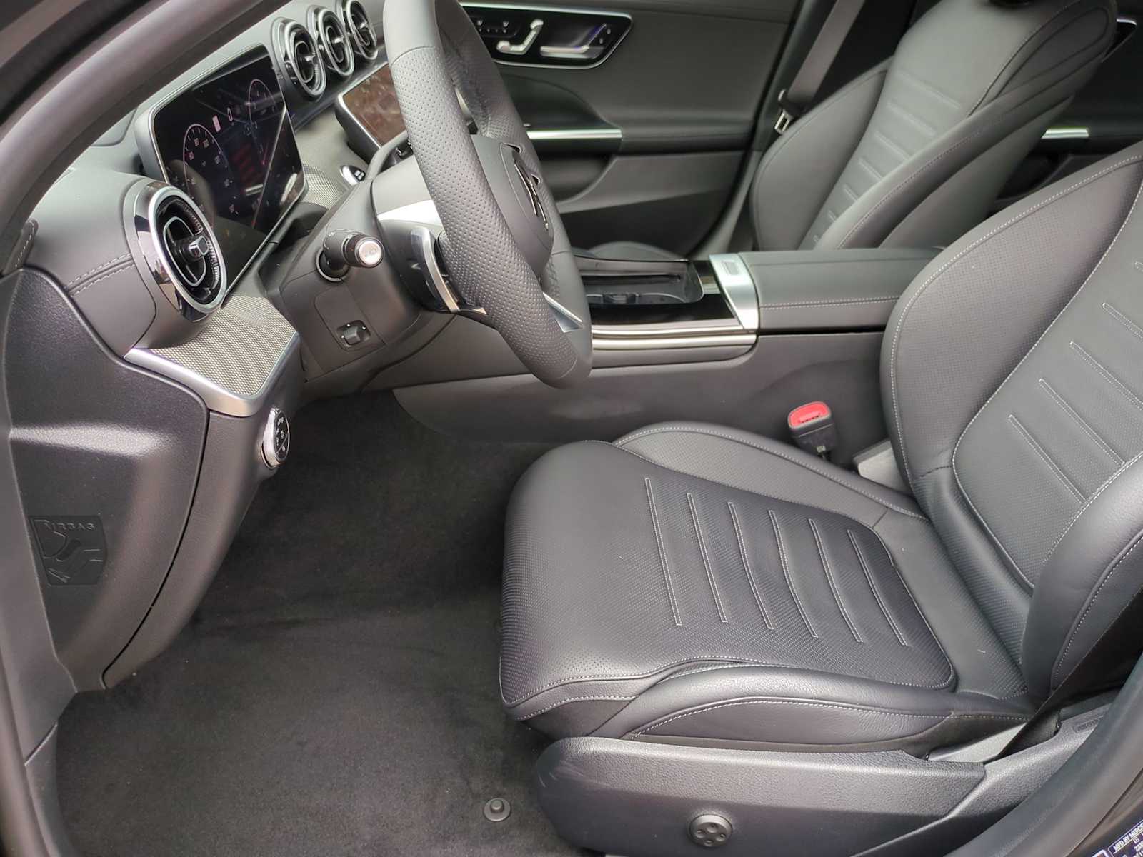 Vehicle image 16 of 38