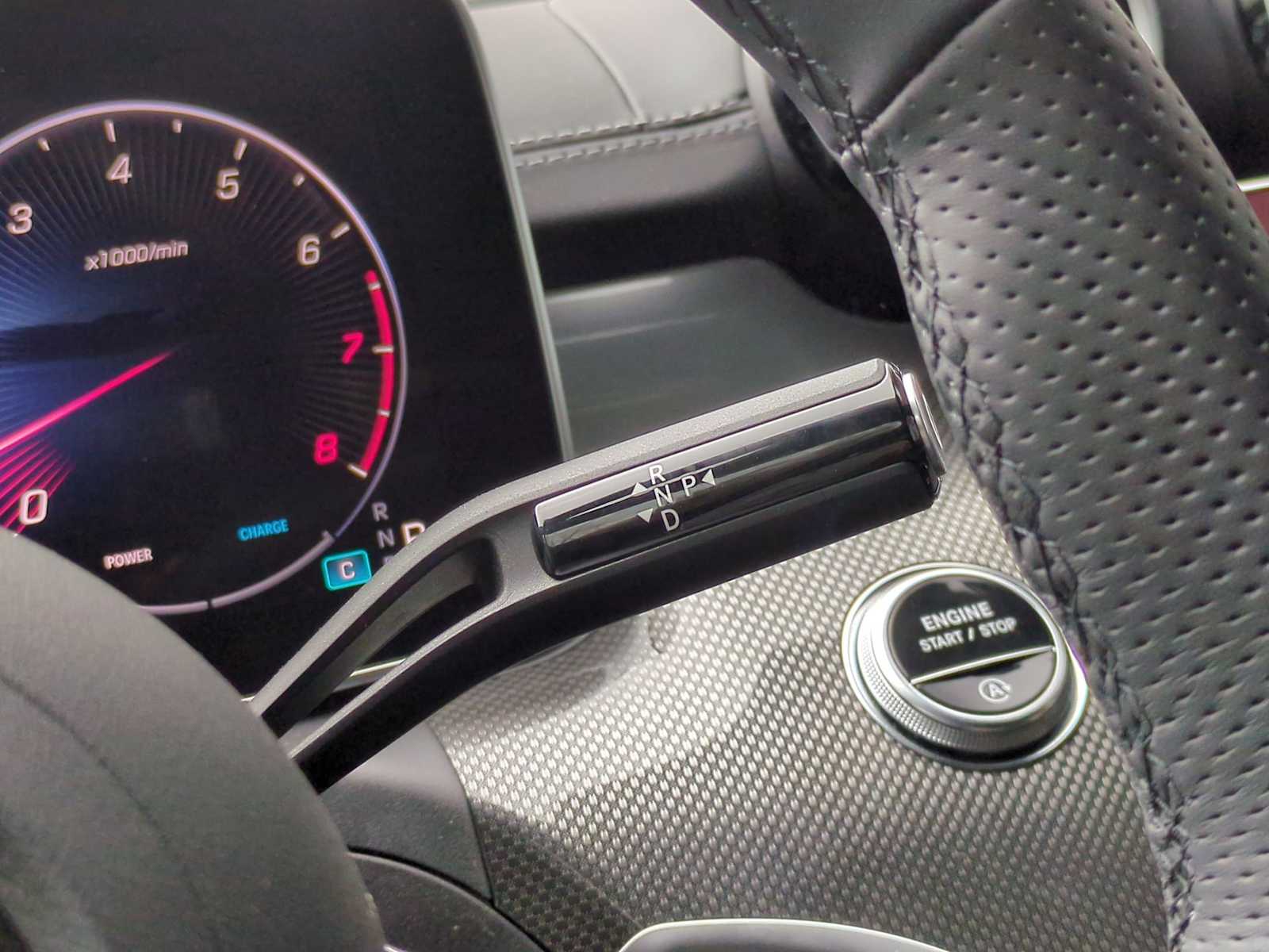 Vehicle image 31 of 38