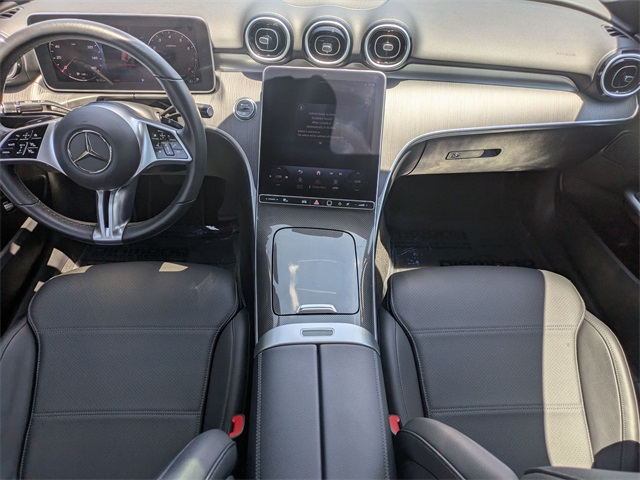 Vehicle image 18 of 27