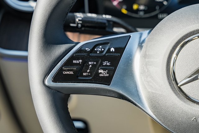 Vehicle image 24 of 38