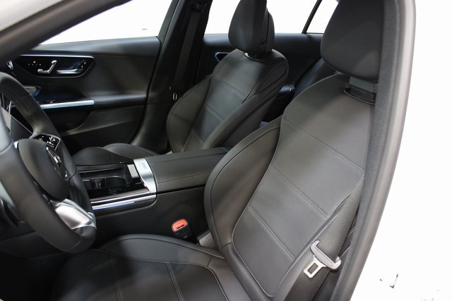 Vehicle image 3 of 38