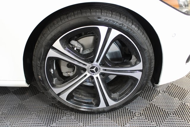 Vehicle image 36 of 38