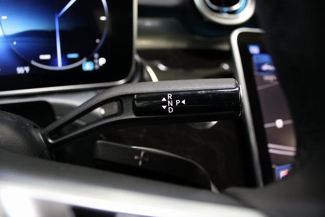 Vehicle image 29 of 38