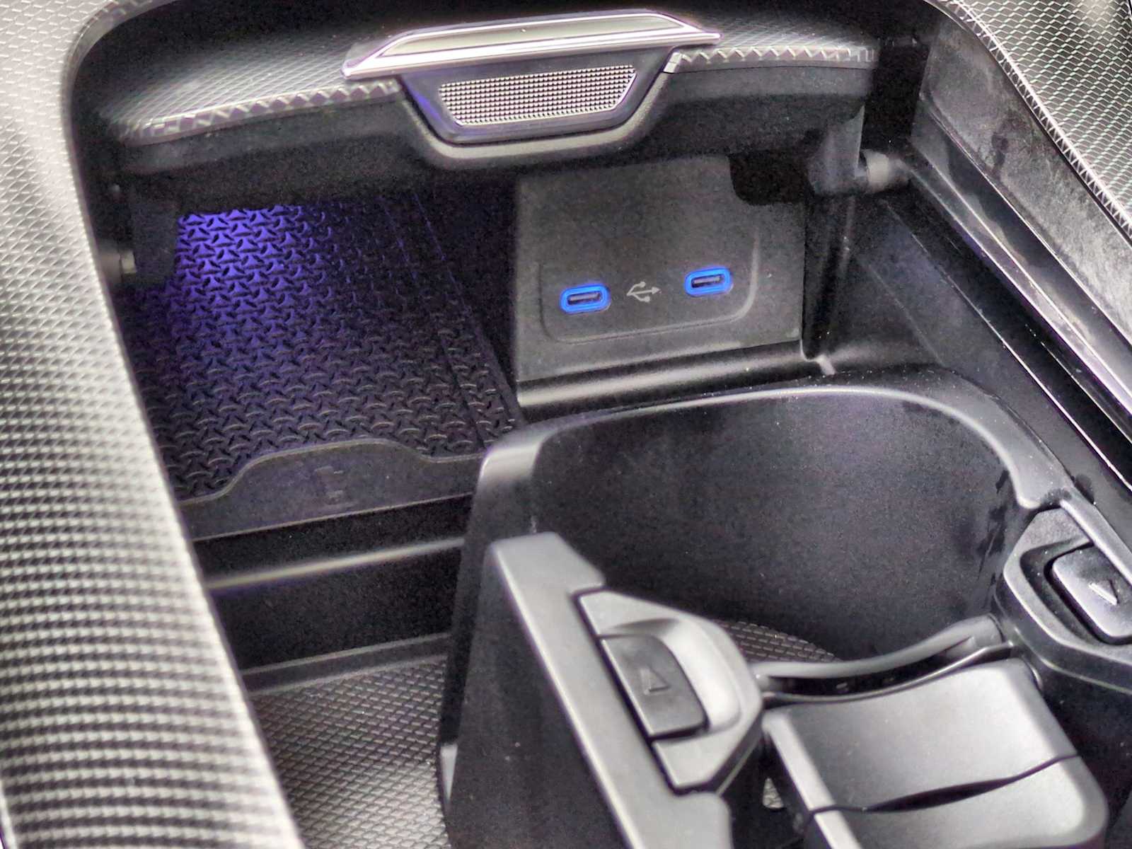 Vehicle image 29 of 37