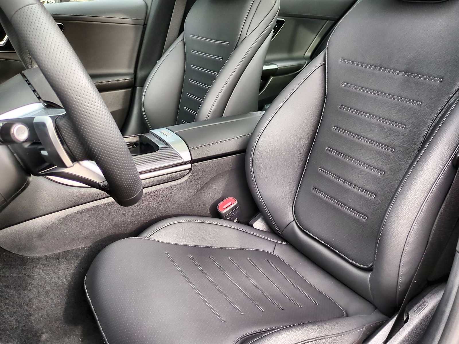 Vehicle image 14 of 37
