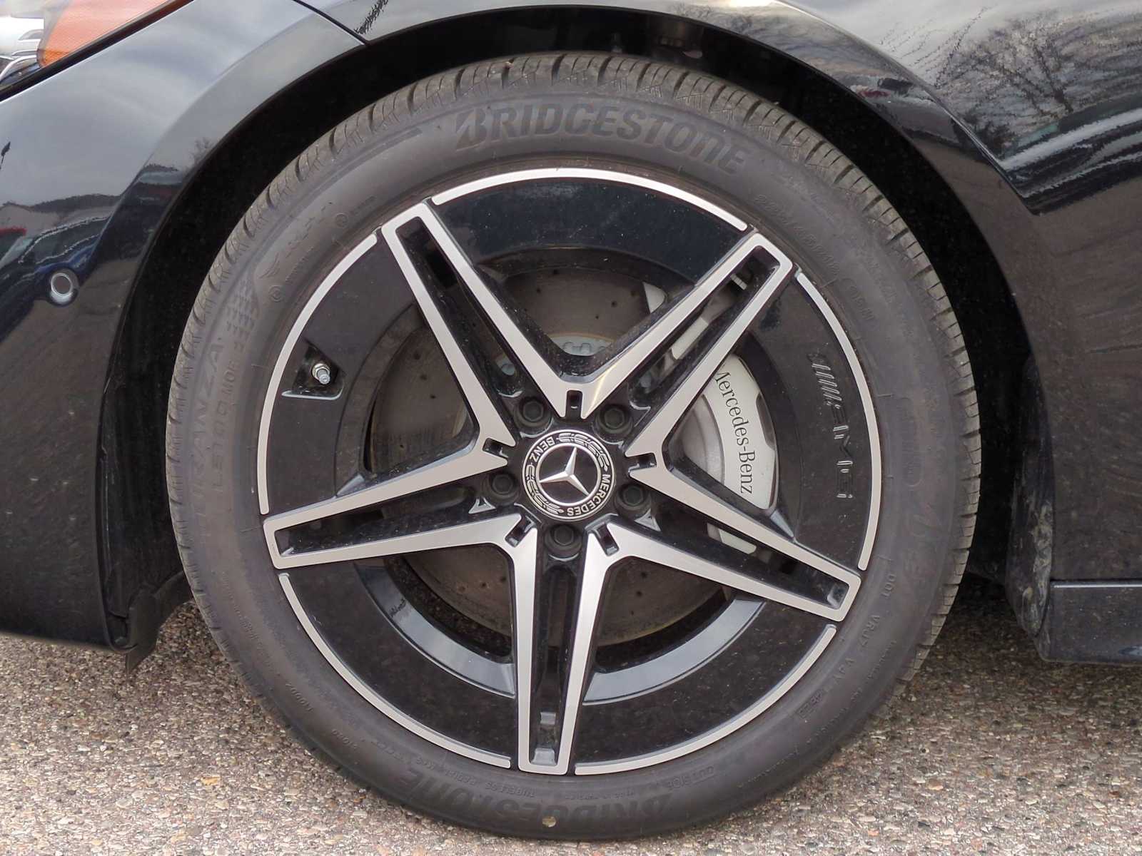 Vehicle image 11 of 37