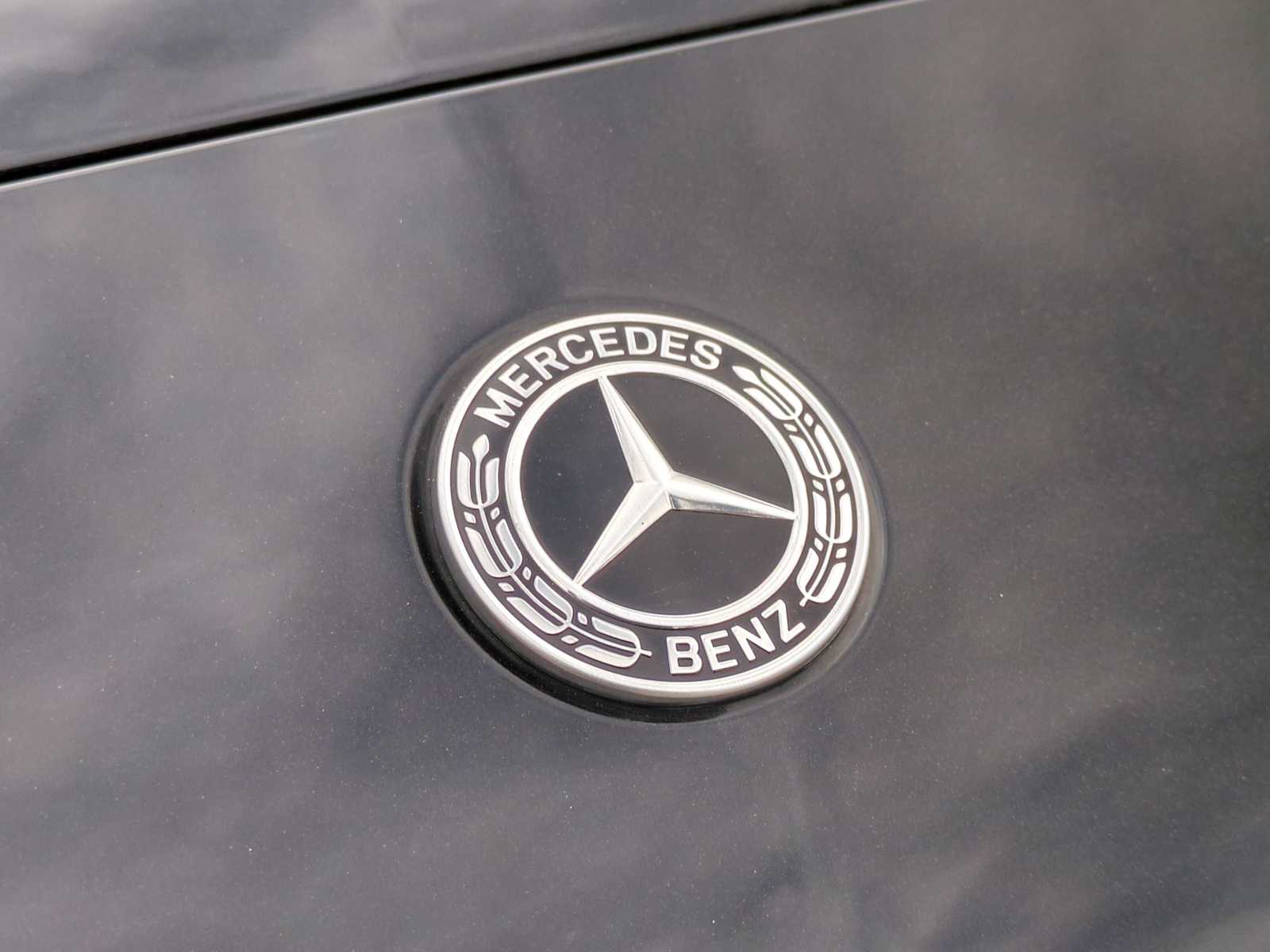 Vehicle image 28 of 37