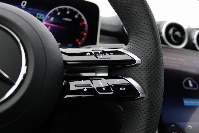 Vehicle image 15 of 33
