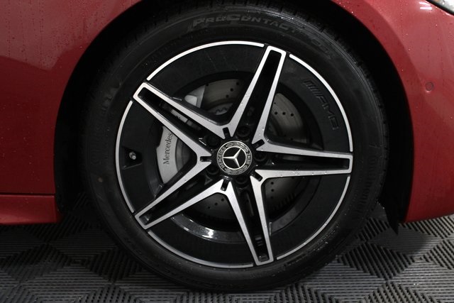 Vehicle image 39 of 41