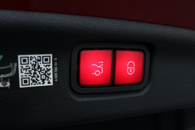Vehicle image 10 of 41