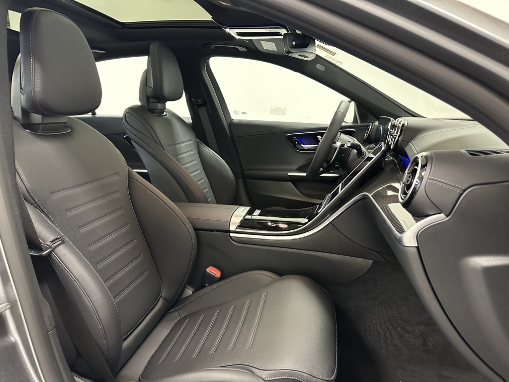 Vehicle image 15 of 24